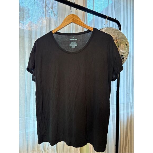 Tommy John Second Skin Black T-Shirt - Picture 2 of 4